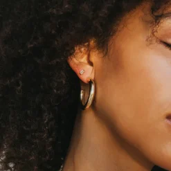 Amour Hoops