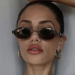 Amour Hoops