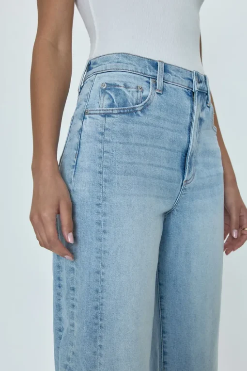 Eli Crop Jean - Sun Kissed