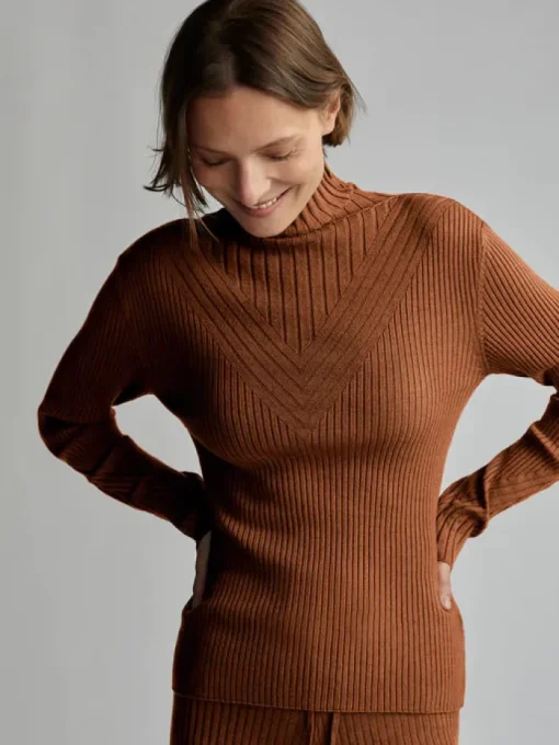 Esme Rib Roll Neck Top