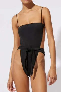 Oona One Piece